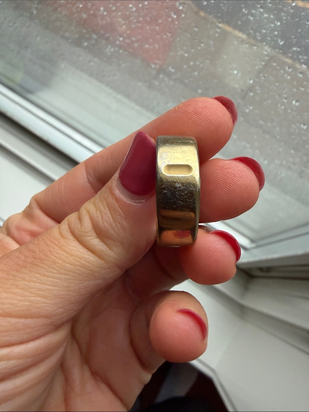 Oura Ring Model 4 Size 8 Gold